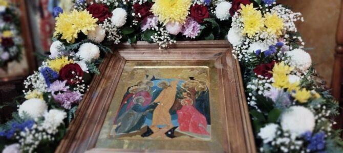 В Крестовоздвиженском соборе г. Калининграда встретили Светлое Христово Воскресение